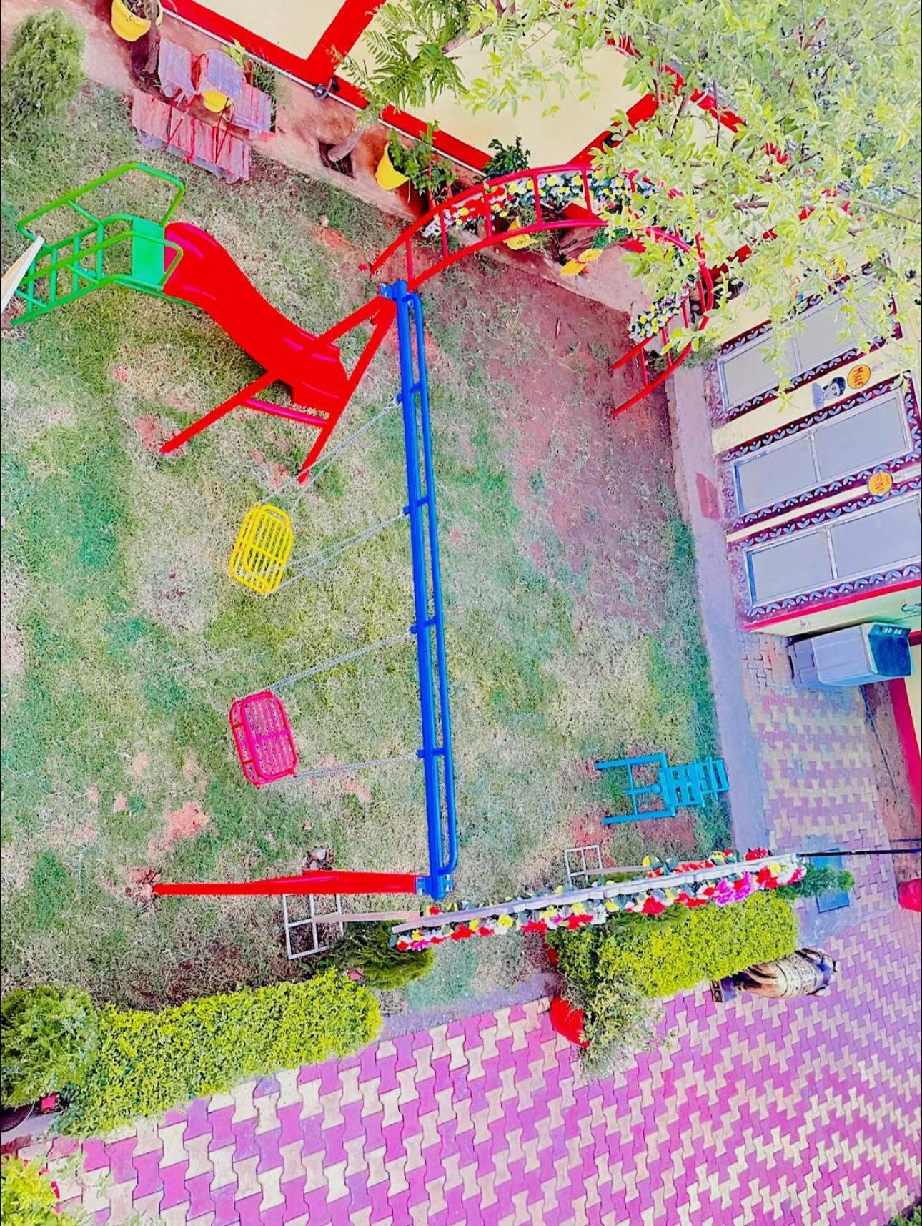 Bundeli Farm Resort & Banquet オルチャ エクステリア 写真